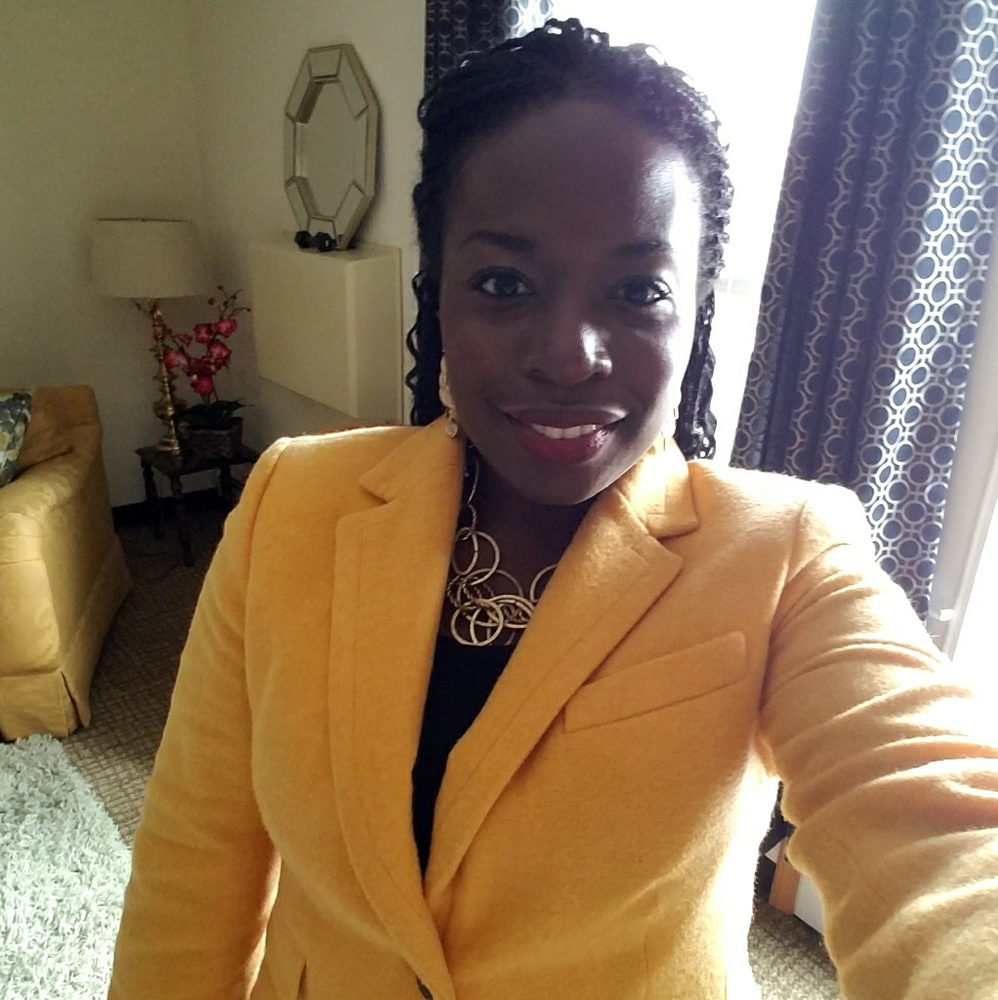 Meet your Posher, Crystal